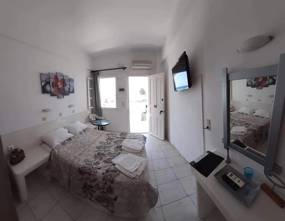 Rooms To Let Rena Monolithos  Exterior photo