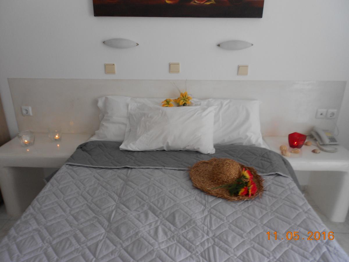 Rooms To Let Rena Monolithos  Exterior photo