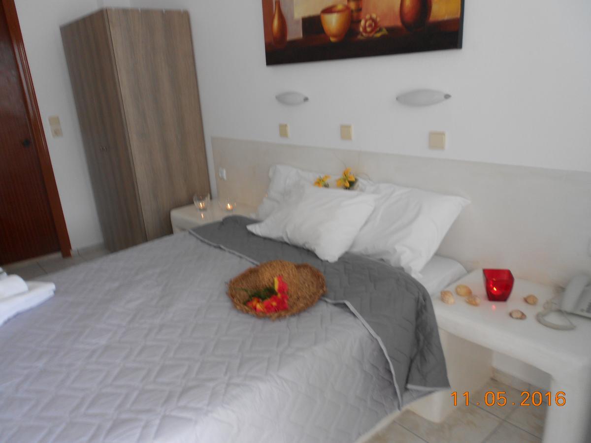 Rooms To Let Rena Monolithos  Exterior photo